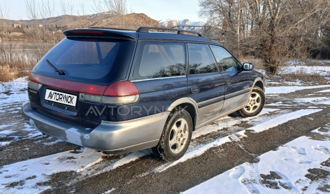 Subaru Legacy 1995 года