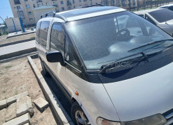 Toyota Previa 1992 года