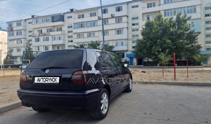 Volkswagen Golf 1995 года
