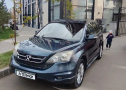 Honda CR-V 2011 года