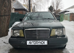 Mercedes-Benz E-Класс 1993 года