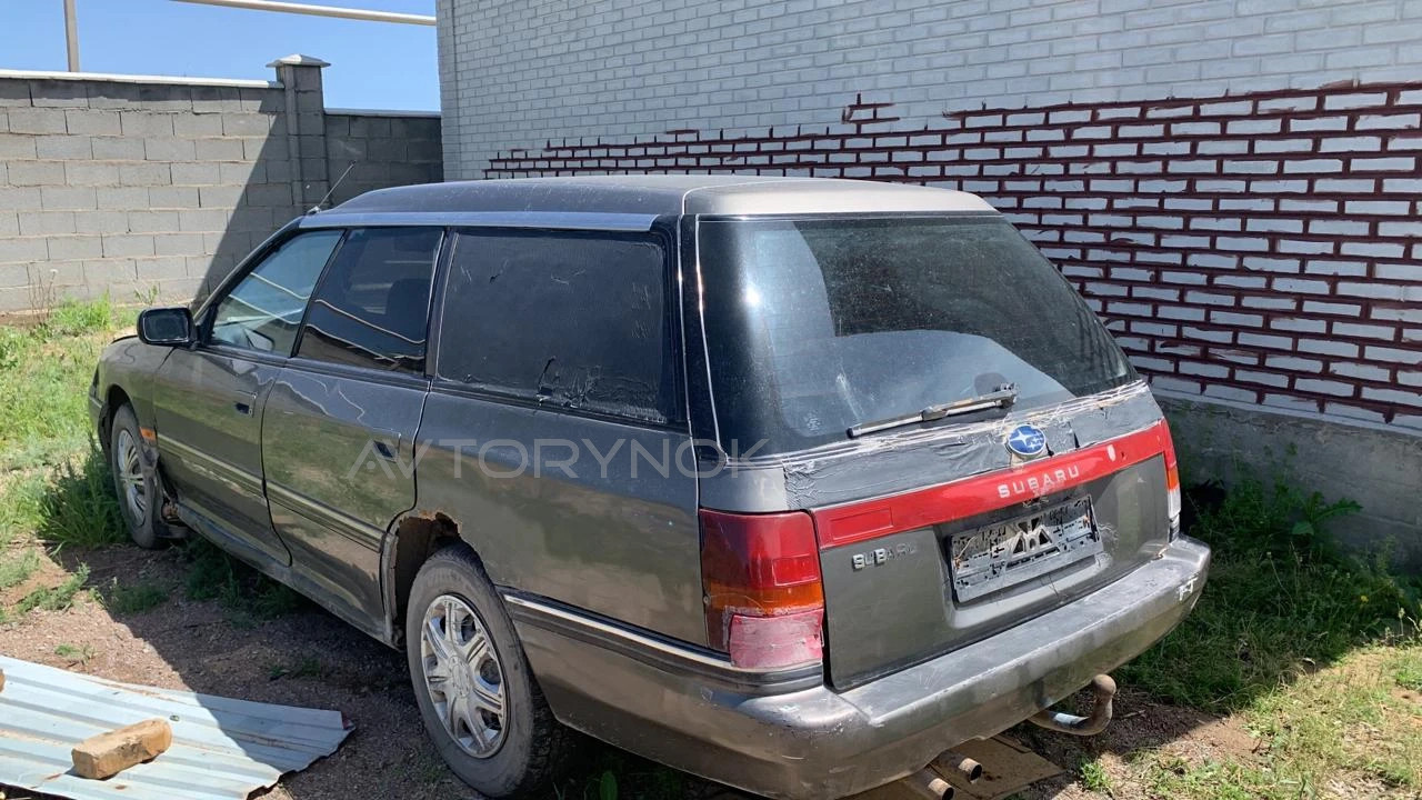 Subaru Legacy, 1989