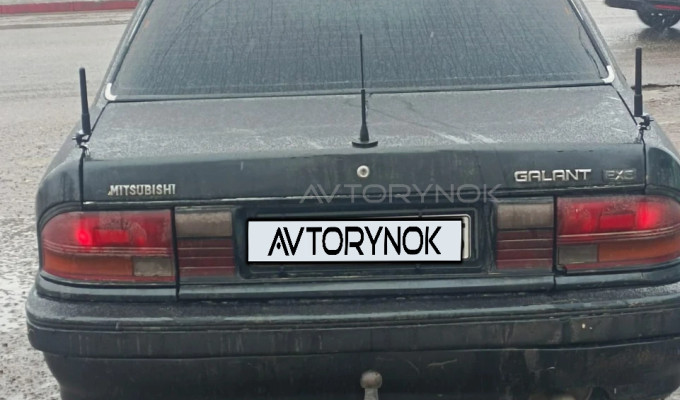 Mitsubishi Galant 1990 года