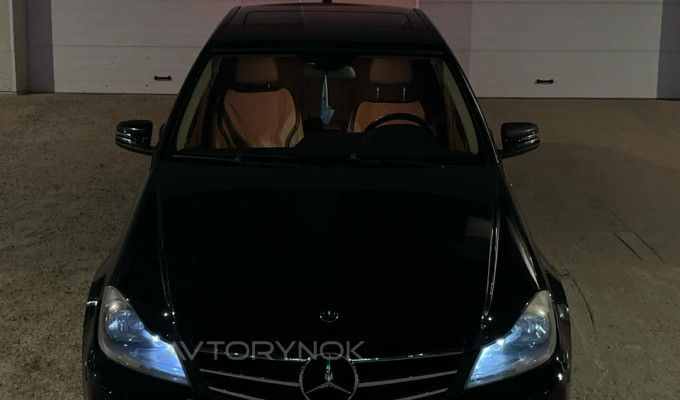 Mercedes-Benz C-Класс 2013 года