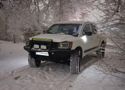 Nissan Titan 2005 года