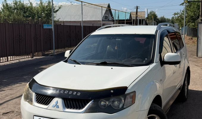 Mitsubishi Outlander 2007 года