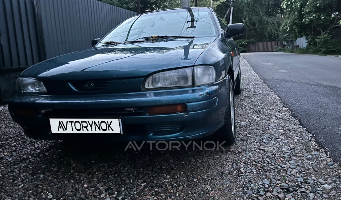 Subaru Impreza 1994 года