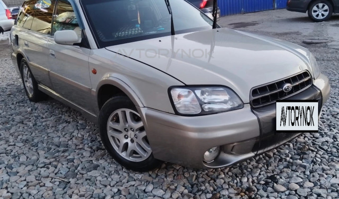 Subaru Outback 2001 года
