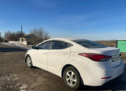 Hyundai Elantra 2013 года