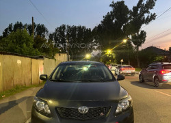 Toyota Corolla 2010 года