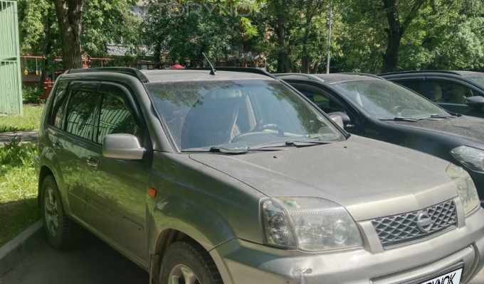 Nissan X-Trail 2001 года