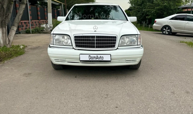 Mercedes-Benz S-Класс 1995 года