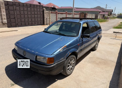 Volkswagen Passat 1993 года