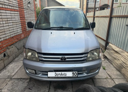 Toyota Town Ace Noah 1998 года