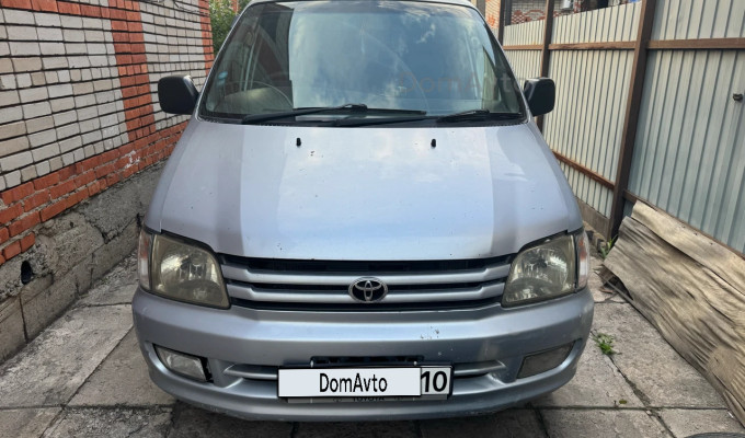 Toyota Town Ace Noah 1998 года