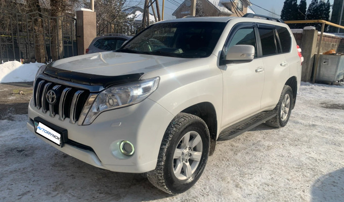Toyota Land Cruiser Prado 2016 года