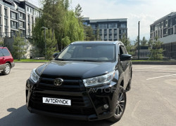 Toyota Highlander 2019 года