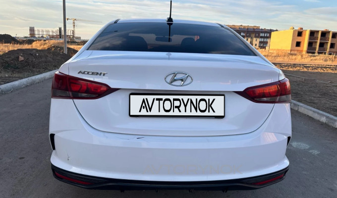Hyundai Accent 2021 года