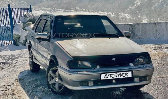 ВАЗ (Lada) 2115 2004 года
