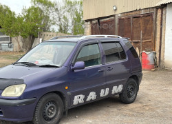Toyota Raum 1997 года