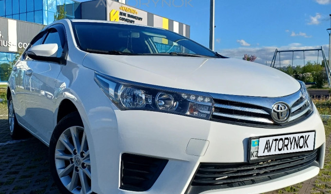 Toyota Corolla 2014 года