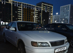 Nissan Maxima 2000 года