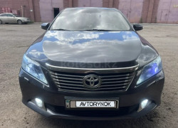 Toyota Camry 2013 года