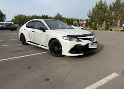 Toyota Camry 2021 года