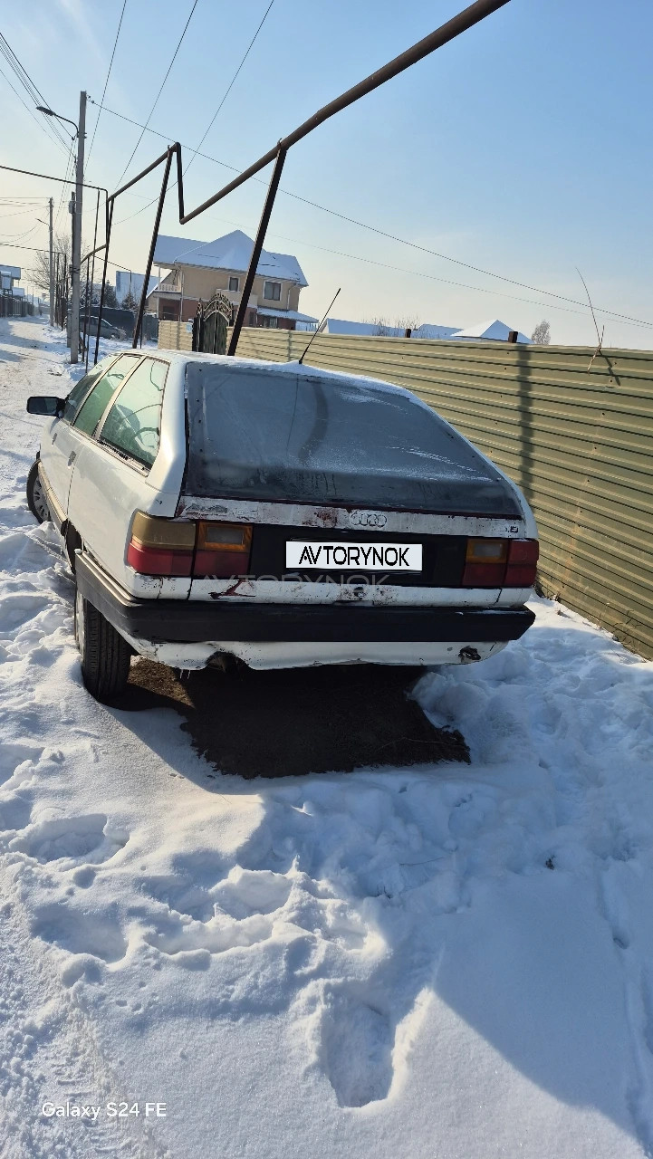Audi 100, 1989