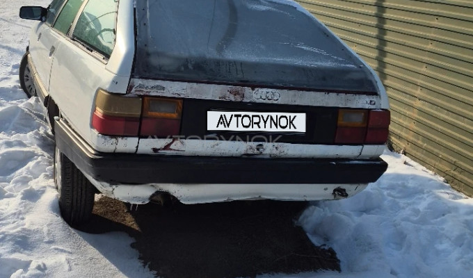 Audi 100 1989 года