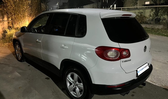 Volkswagen Tiguan 2009 года