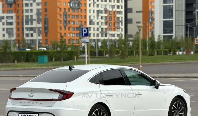 Hyundai Sonata 2022 года