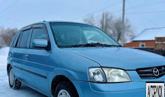 Mazda Demio 2002 года