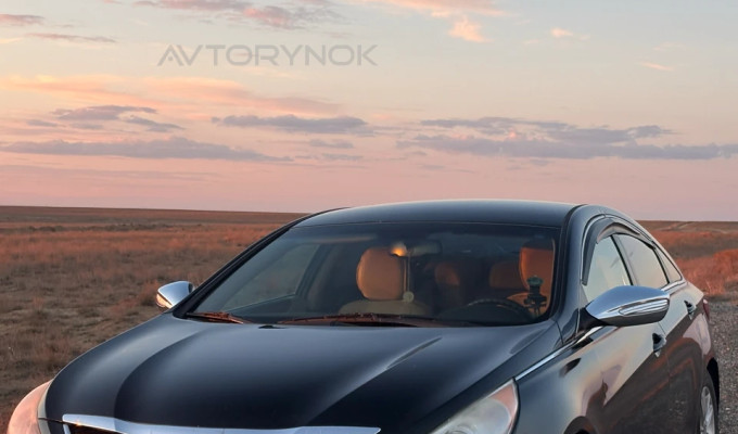 Hyundai Sonata 2013 года