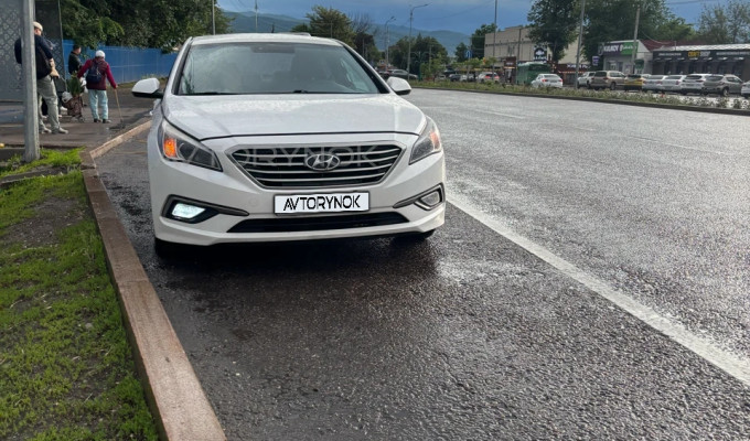 Hyundai Sonata 2015 года