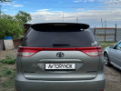 Toyota Estima 2008 года