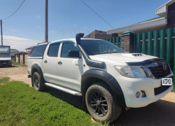 Toyota Hilux 2014 года
