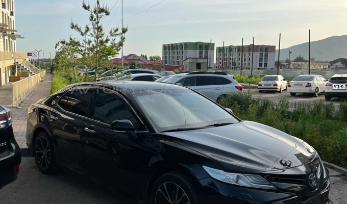 Toyota Camry 2018 года