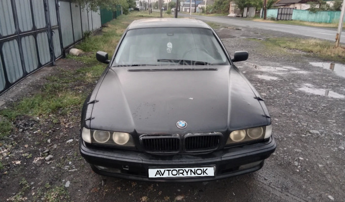 BMW 7 серия 1995 года
