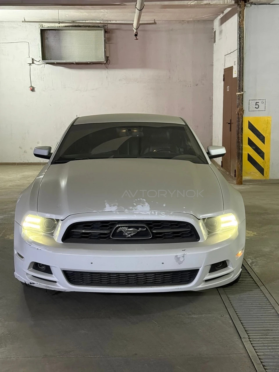 Ford Mustang, 2013