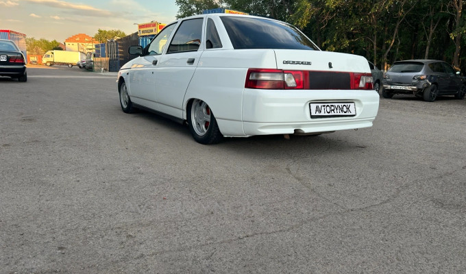 ВАЗ (Lada) 2110 2012 года