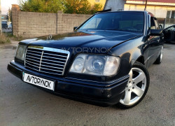 Mercedes-Benz E-Класс 1993 года