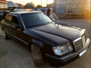 Mercedes-Benz E-Класс 1993 года