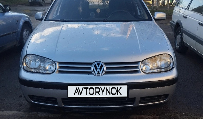 Volkswagen Golf 2002 года