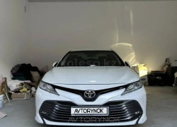 Toyota Camry 2018 года