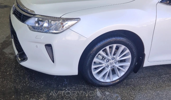 Toyota Camry 2015 года