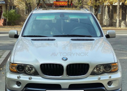 BMW X5 2004 года