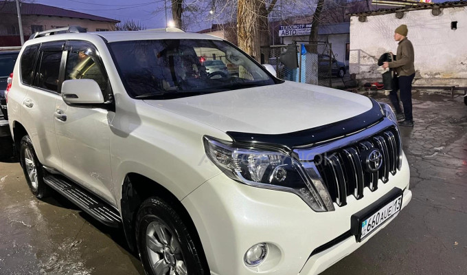 Toyota Land Cruiser Prado 2014 года