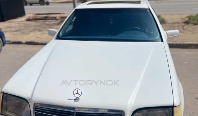 Mercedes-Benz S-Класс 1995 года