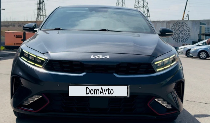 Kia Cerato 2023 года
